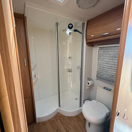 Little Hideaway Deluxe